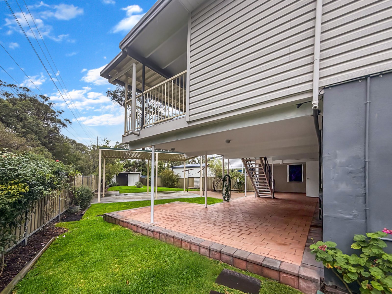 496 Ocean Drive LAURIETON 17