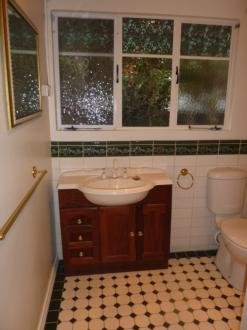 Gallery: 498 Bluff Road