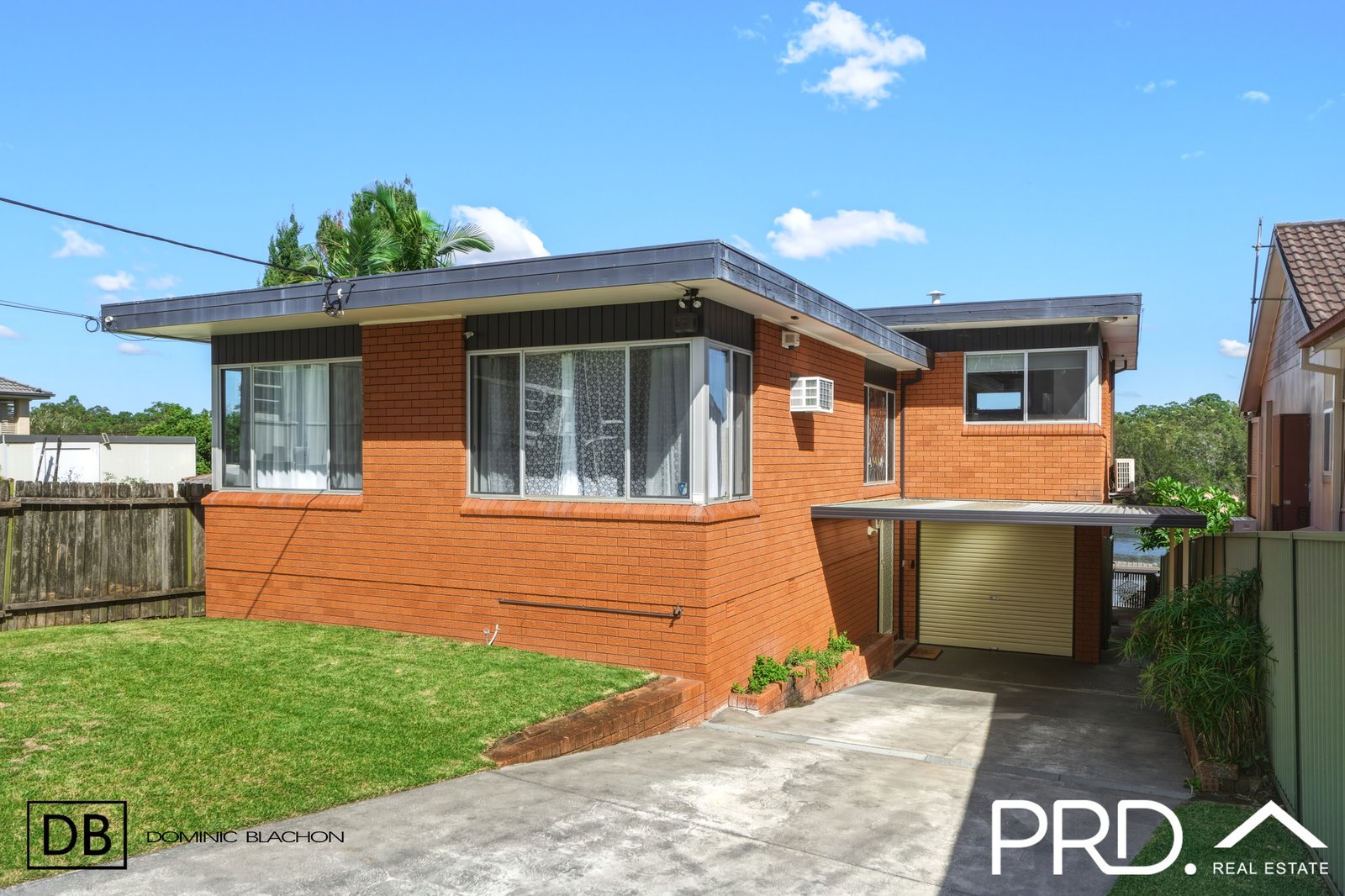 498 Henry Lawson Drive EAST HILLS 3