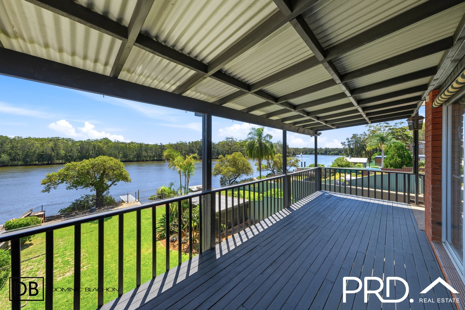 498 Henry Lawson Drive EAST HILLS 13