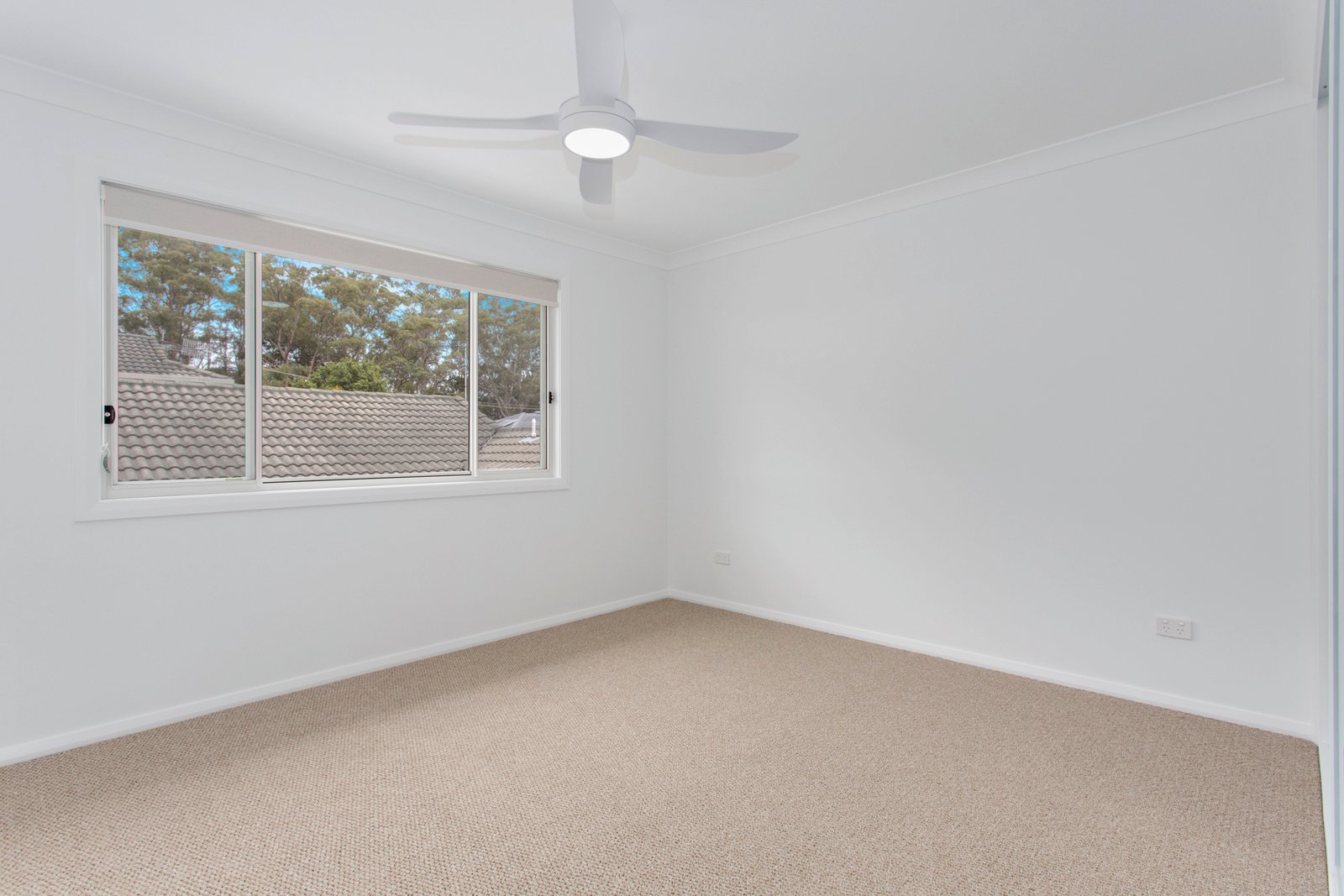 4/98 Lord Street LAURIETON 9
