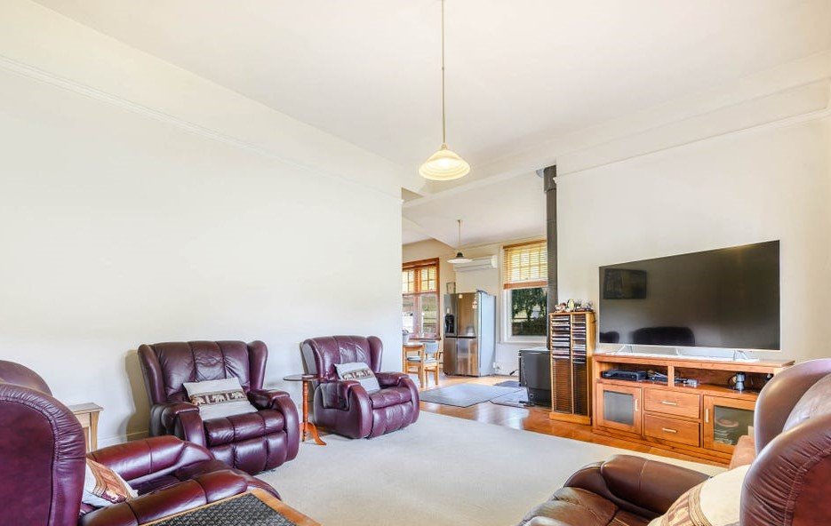 4981 Lyell Highway HAMILTON 5