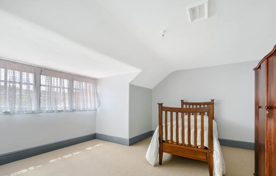 4981 Lyell Highway HAMILTON 19
