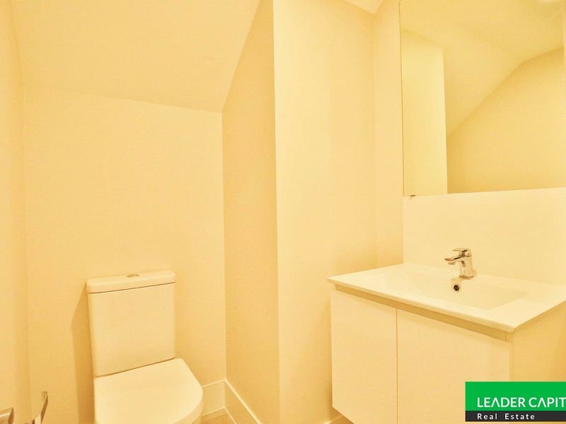 49/9 Braybrooke Street BRUCE 11