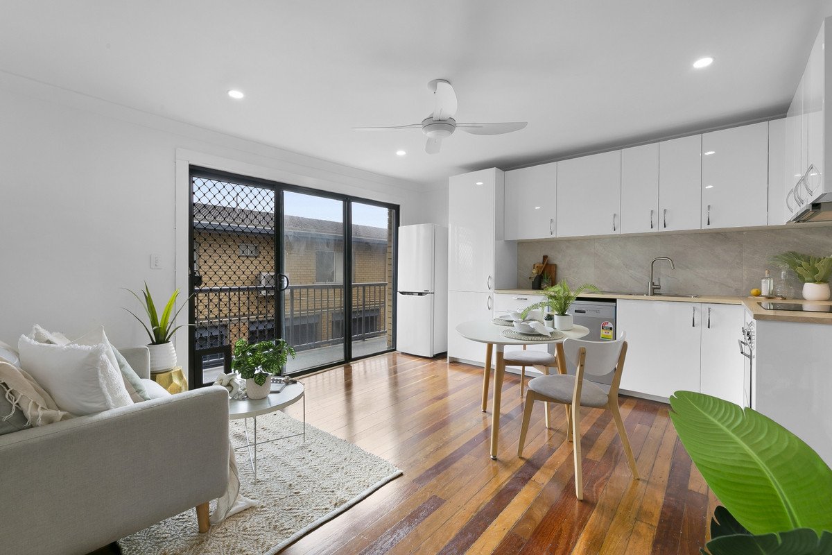 4/991 Gold Coast Highway Palm Beach 5