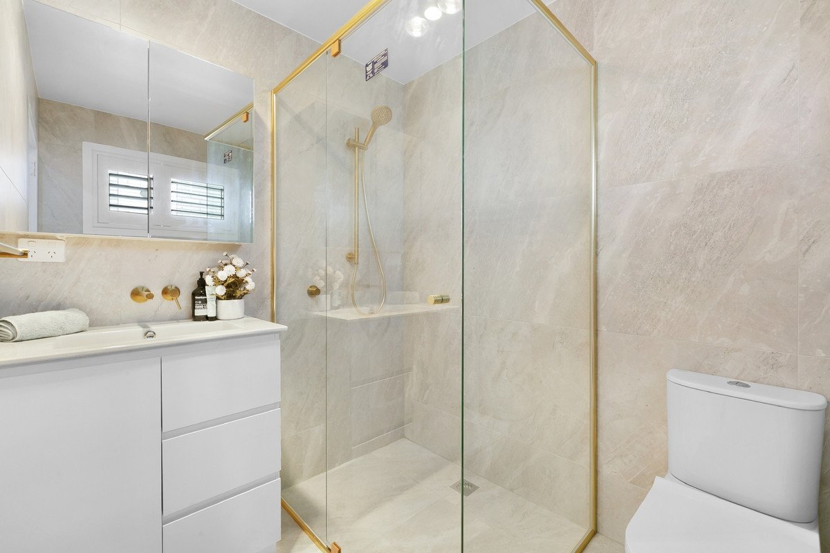 4/991 Gold Coast Highway Palm Beach 10