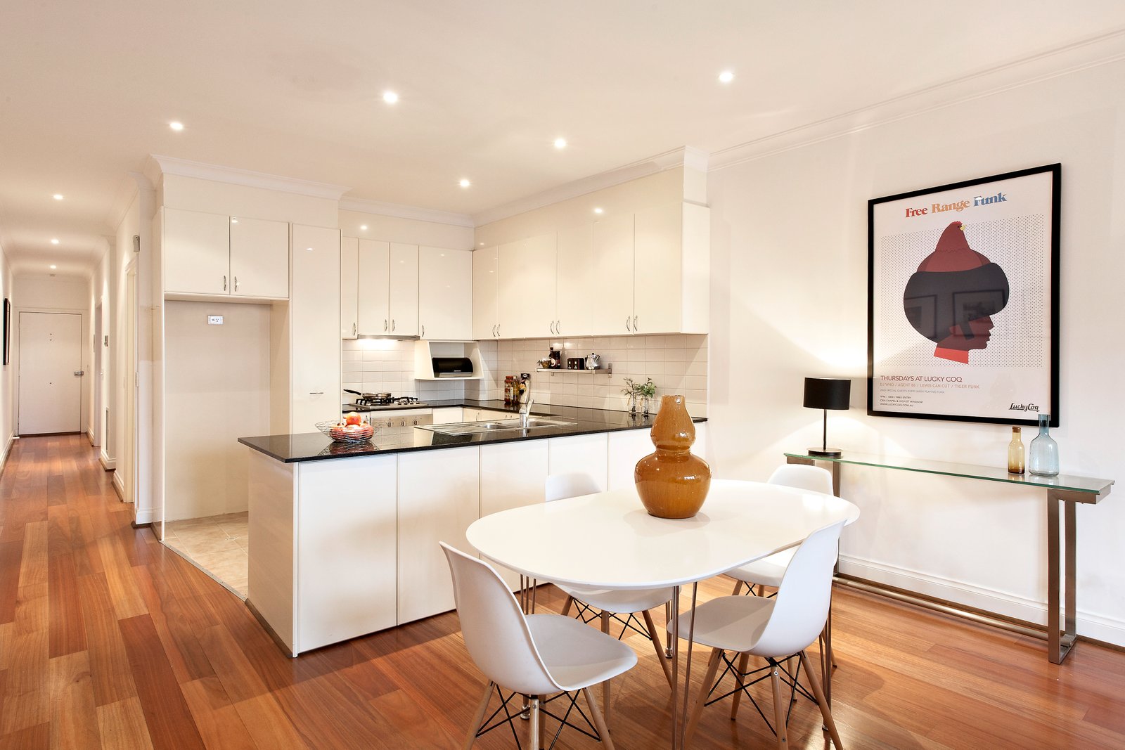 Gallery: 49A Argyle Street