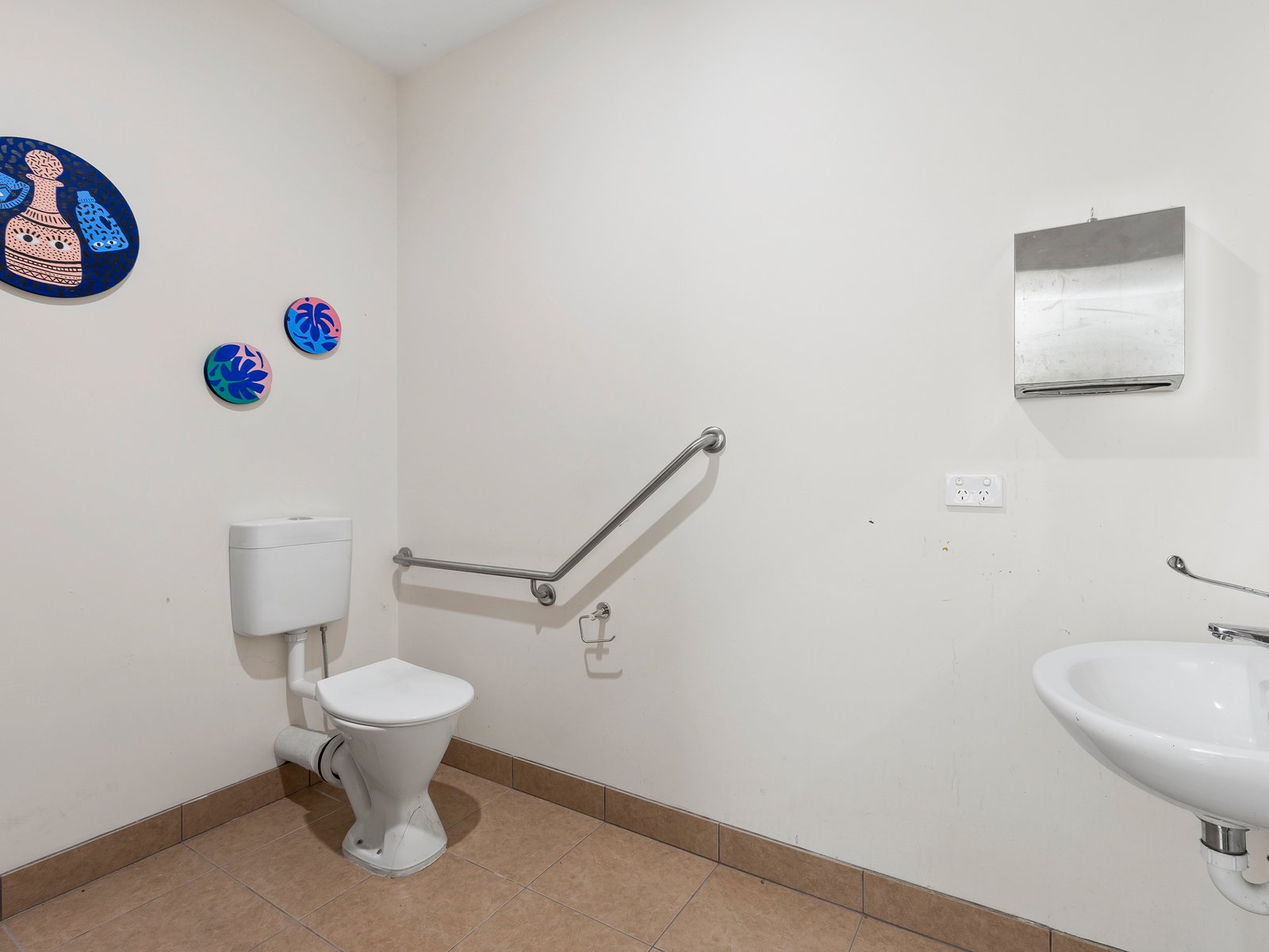 Real Estate and Property in 49a King Street, Queenscliff, VIC