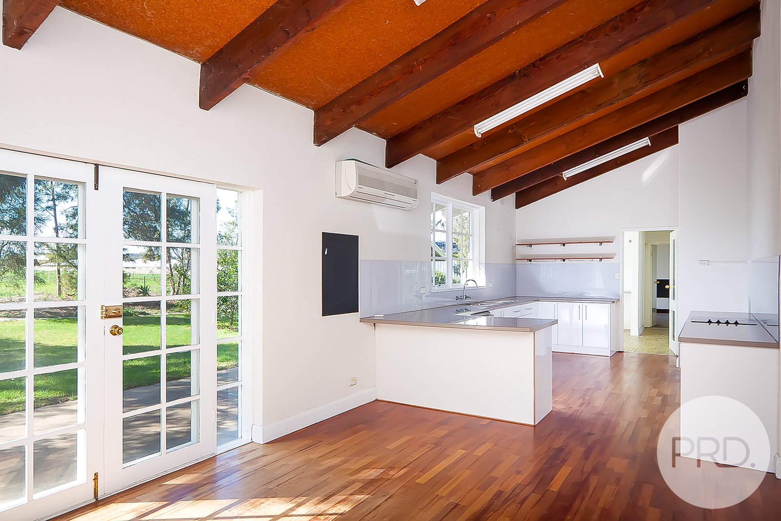 49B Bradman Drive BOOROOMA 4