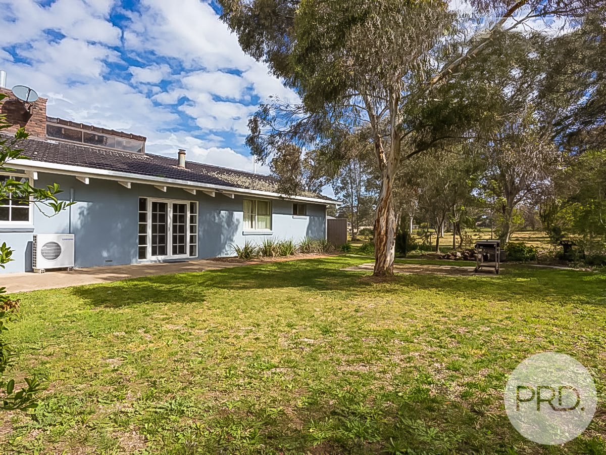 49B Bradman Drive BOOROOMA 8