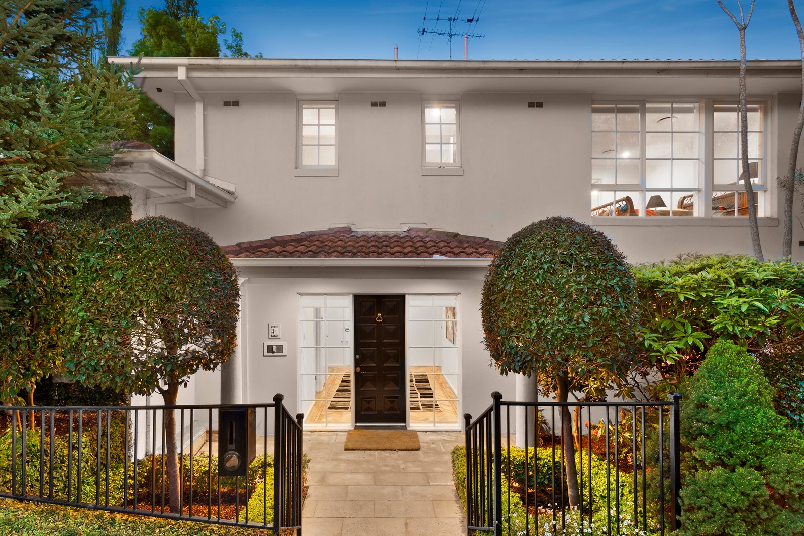 Real Estate and Property in 4A & 4B Canberra Road, Toorak, VIC