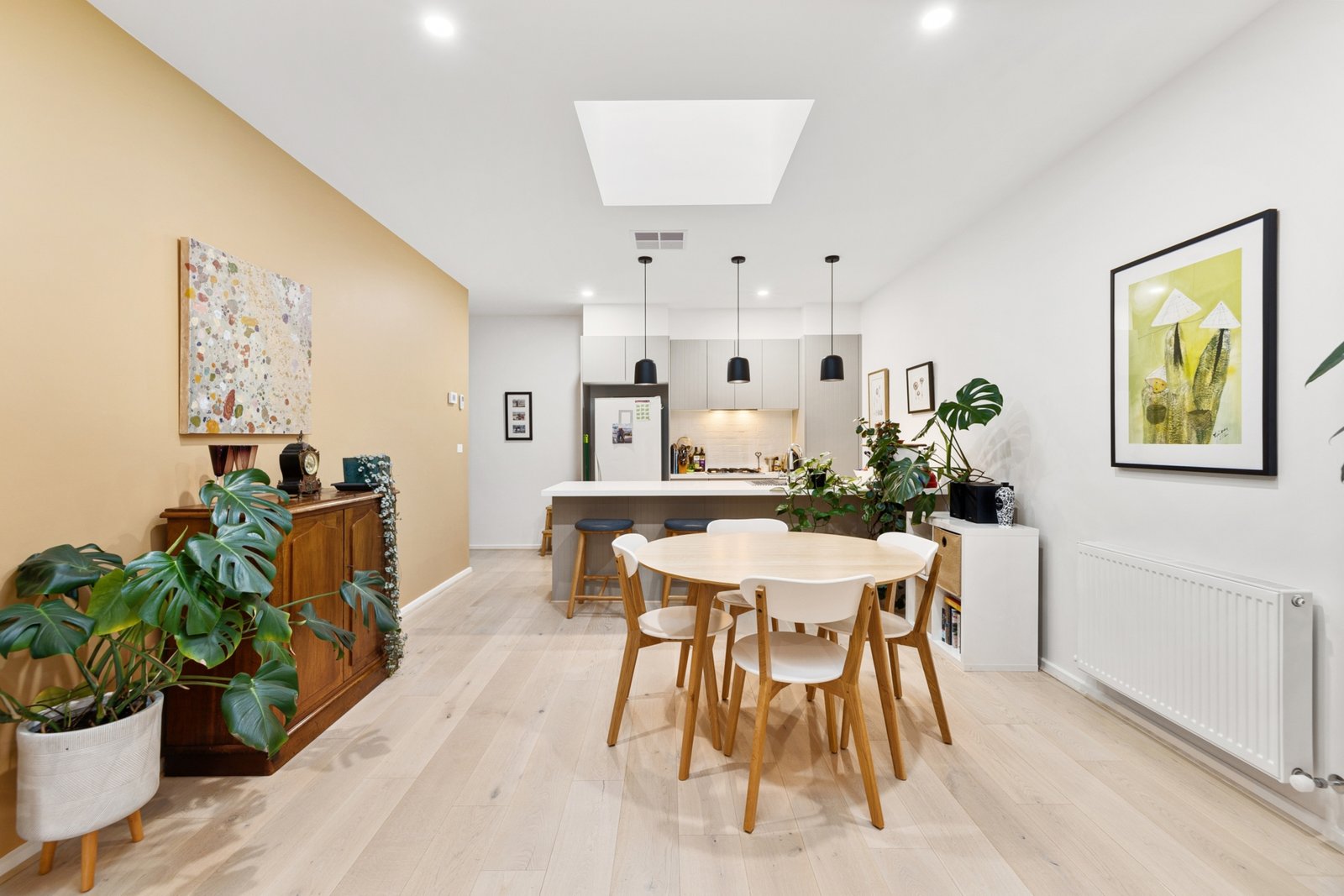 Real Estate and Property in 4A Anslow Street, Woodend, VIC