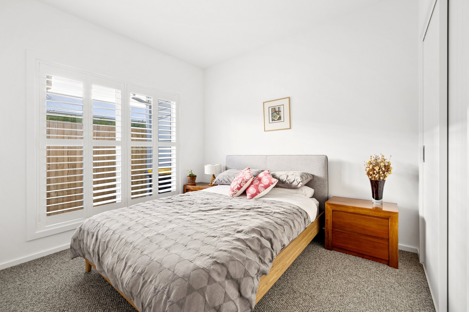 Real Estate and Property in 4A Anslow Street, Woodend, VIC