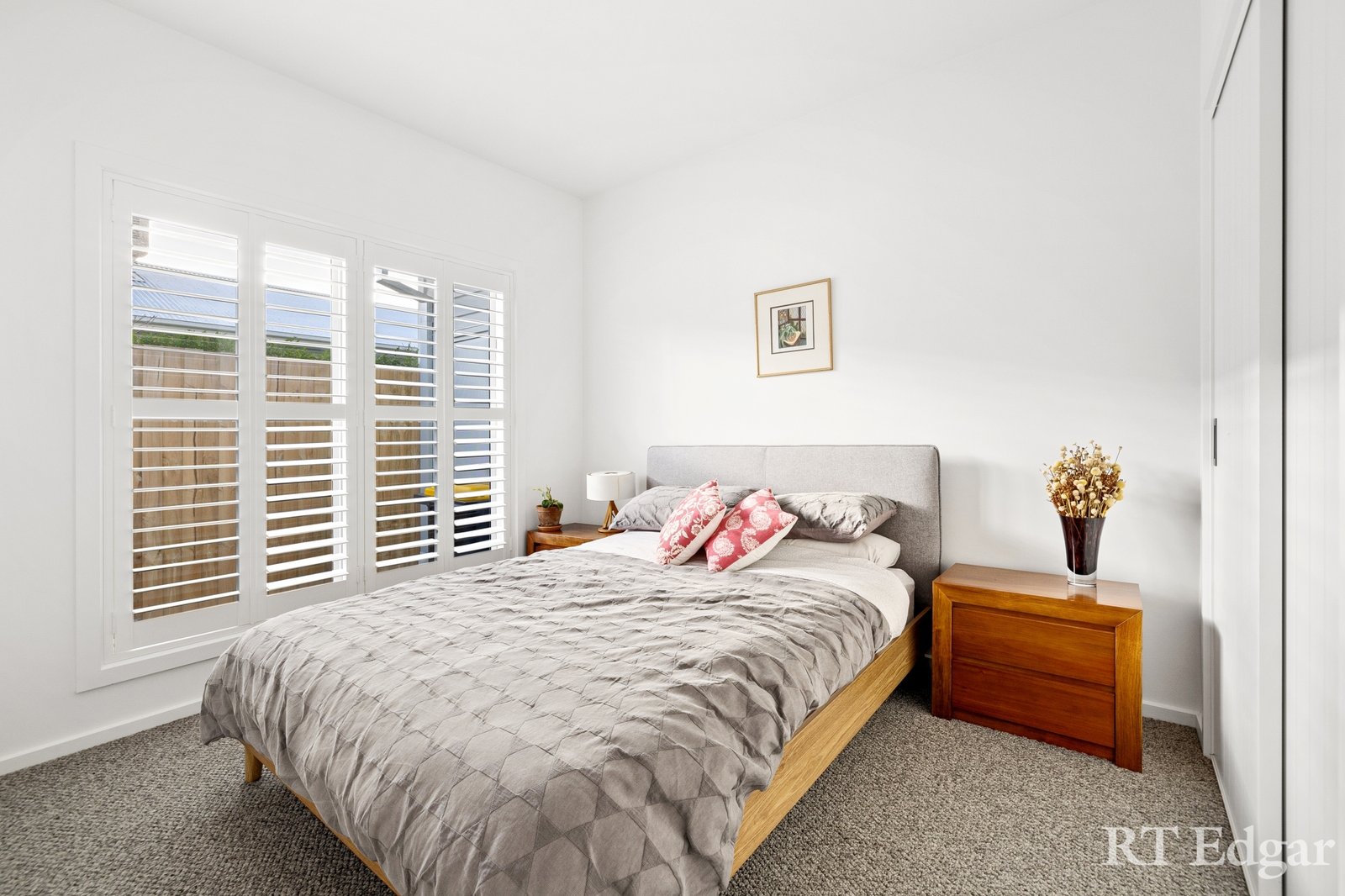 Real Estate and Property in 4A Anslow Street, Woodend, VIC