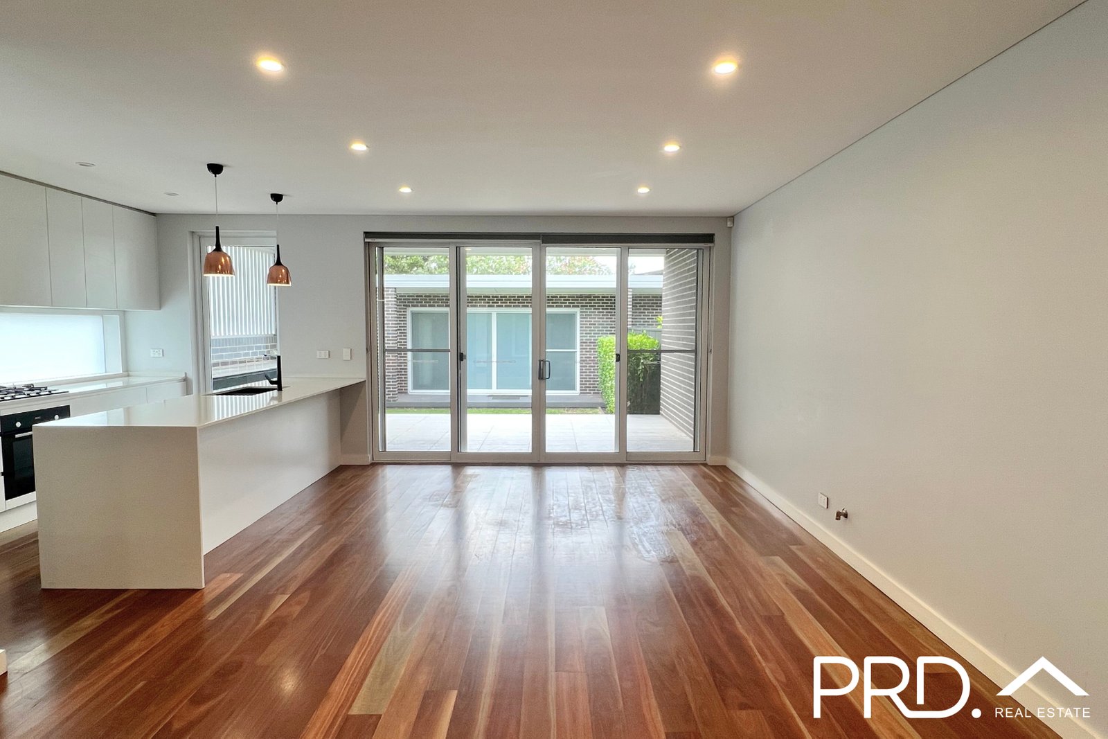 4a Benfield Parade PANANIA 2