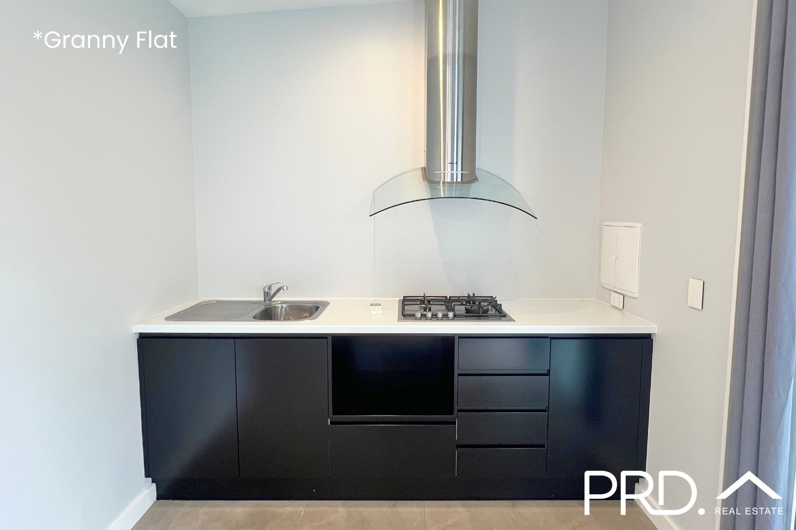 4a Benfield Parade PANANIA 12