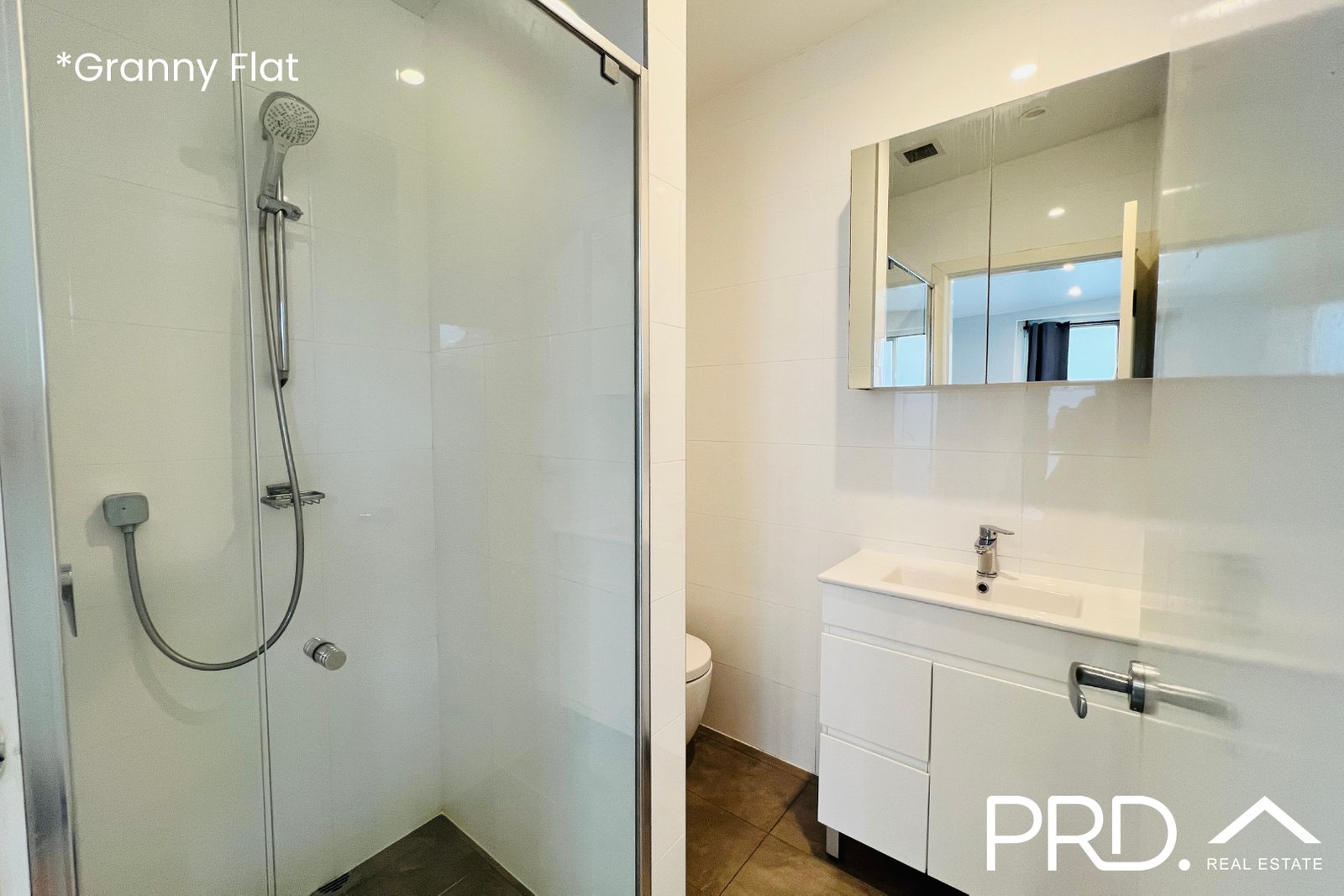 4a Benfield Parade PANANIA 13