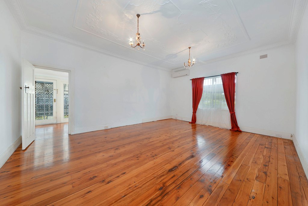 4a Colvin Street CARLTON 3