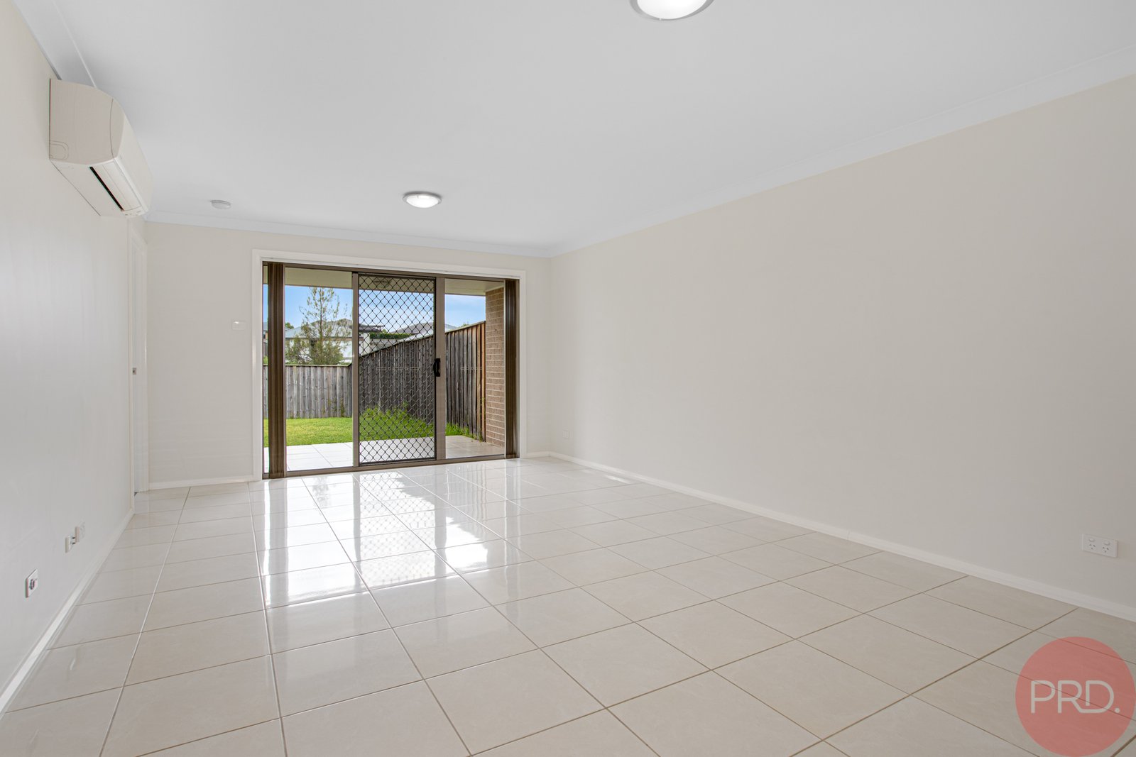 4a Dove Street ABERGLASSLYN 6