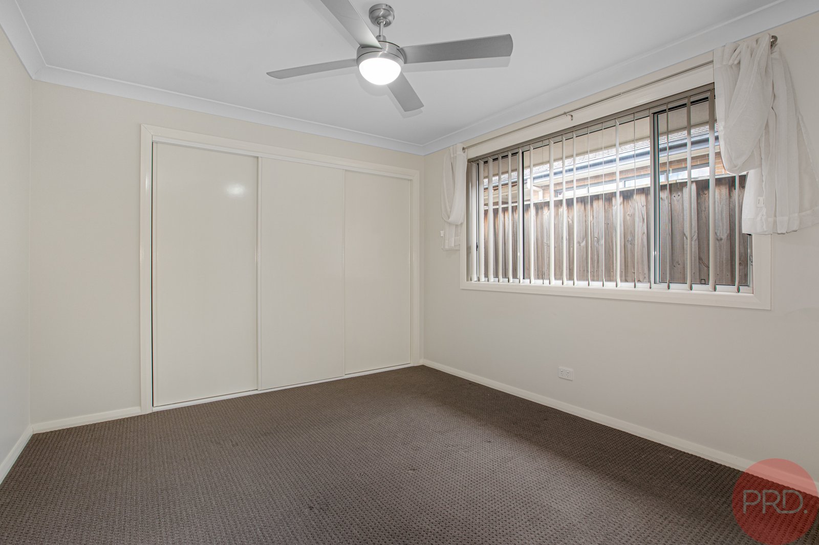 4a Dove Street ABERGLASSLYN 8