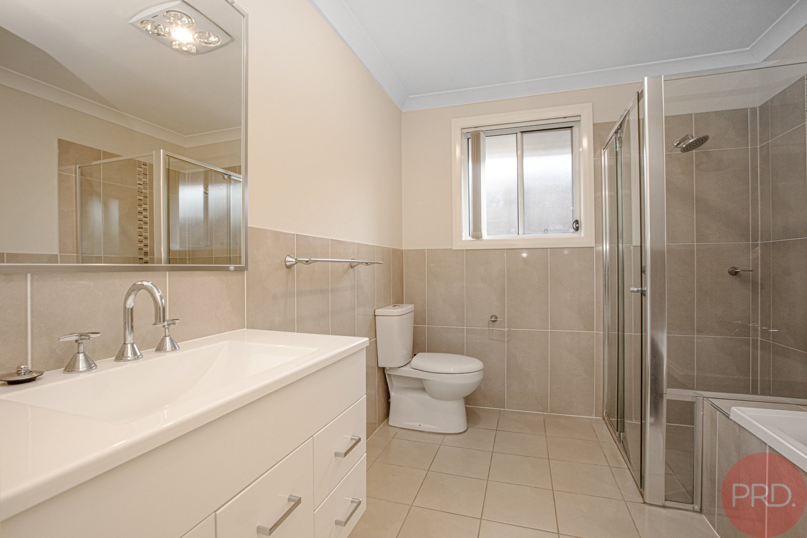 4a Dove Street ABERGLASSLYN 12