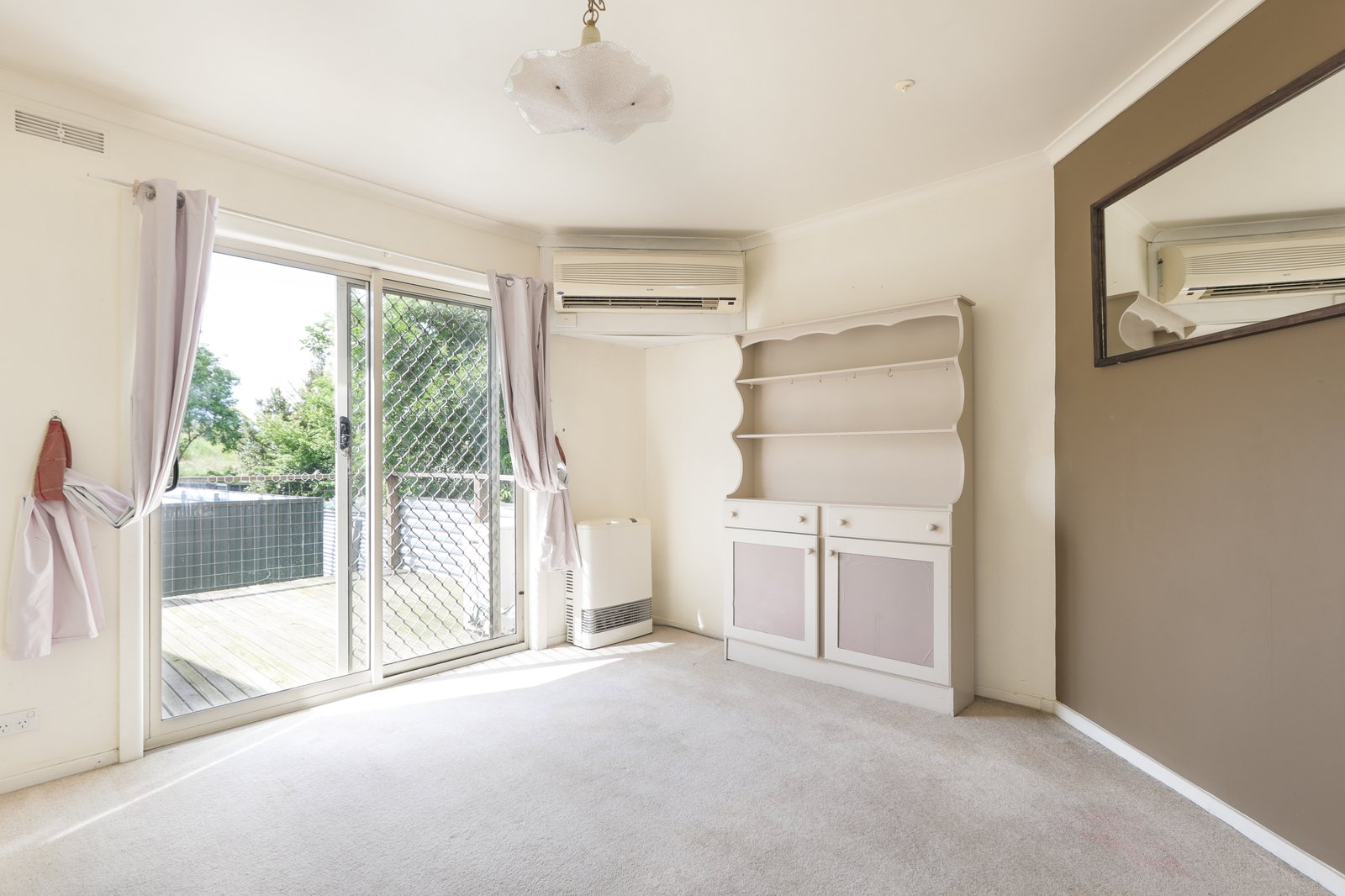 Gallery: 4A Holmes Street