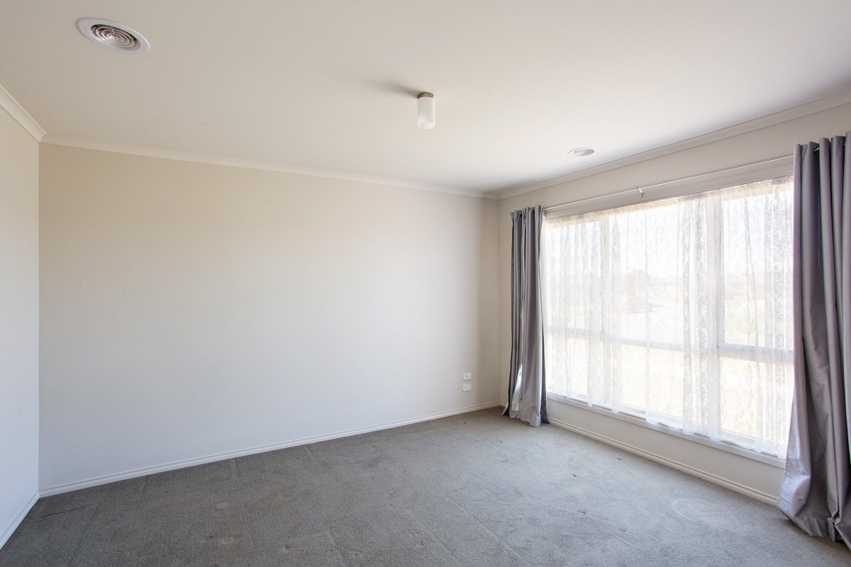 Gallery: 4A Holstein Close