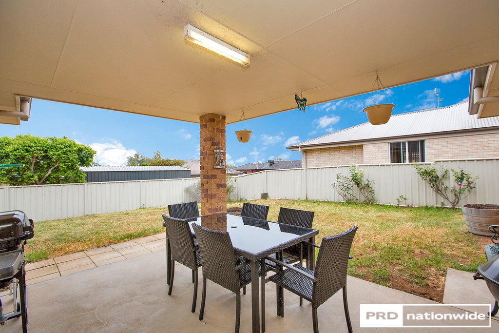 4a Lilly Pilly Court TAMWORTH 7