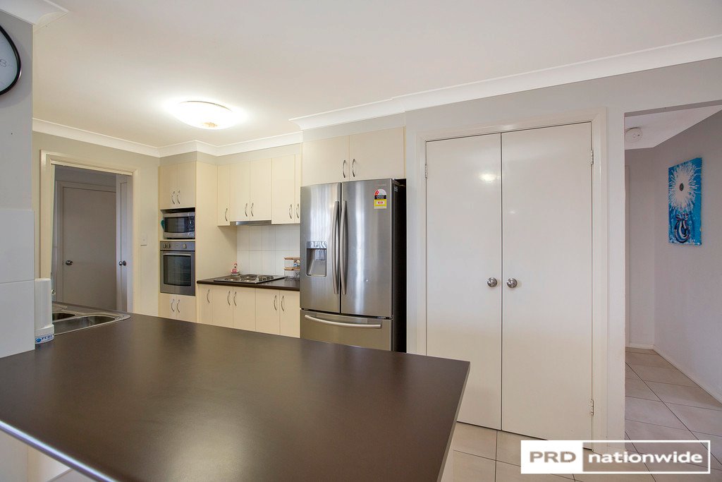 4a Lilly Pilly Court TAMWORTH 15