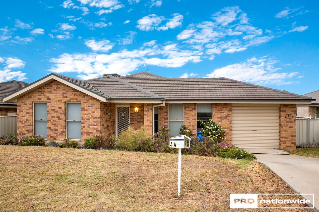 4a Lilly Pilly Court TAMWORTH 19