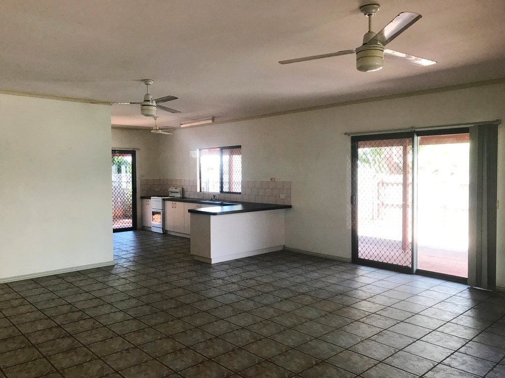 4A Macnee Court CABLE BEACH 4