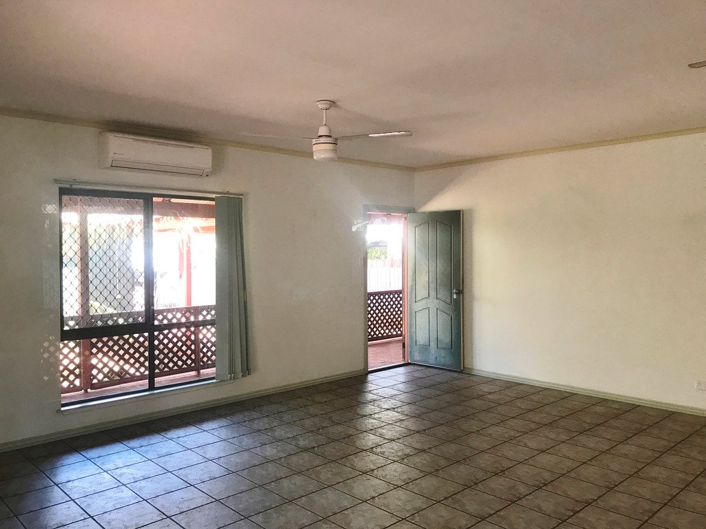 4A Macnee Court CABLE BEACH 6