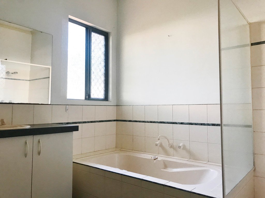 4A Macnee Court CABLE BEACH 9