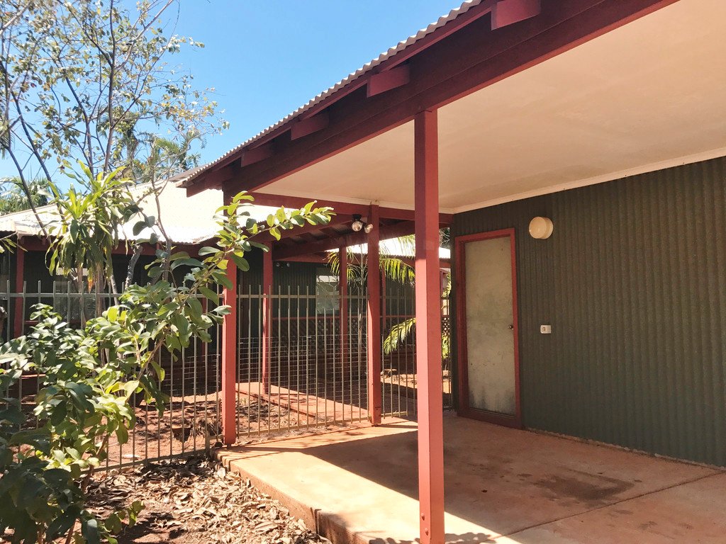 4A Macnee Court CABLE BEACH 17