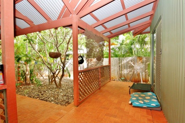 4A Macnee Court CABLE BEACH 12