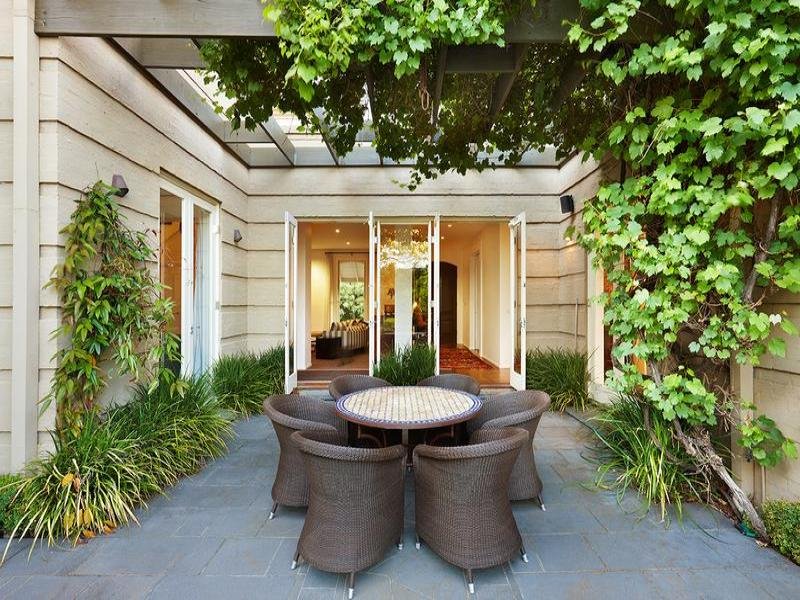 Real Estate and Property in 4A Mayfield Avenue, Malvern, VIC