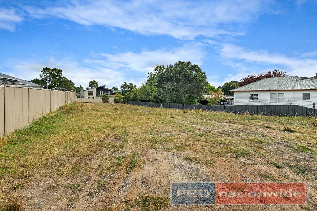 4A Middlin Street BROWN HILL 3