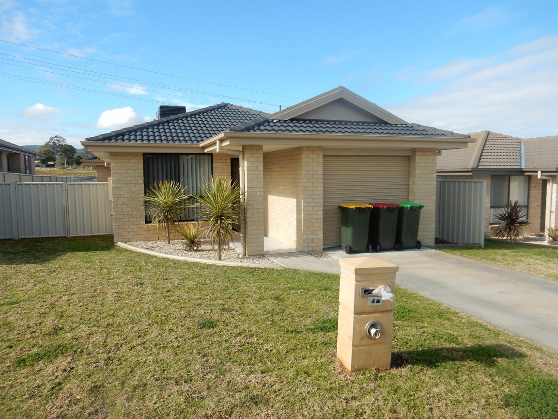 4a Red Cedar Cove OXLEY VALE 1