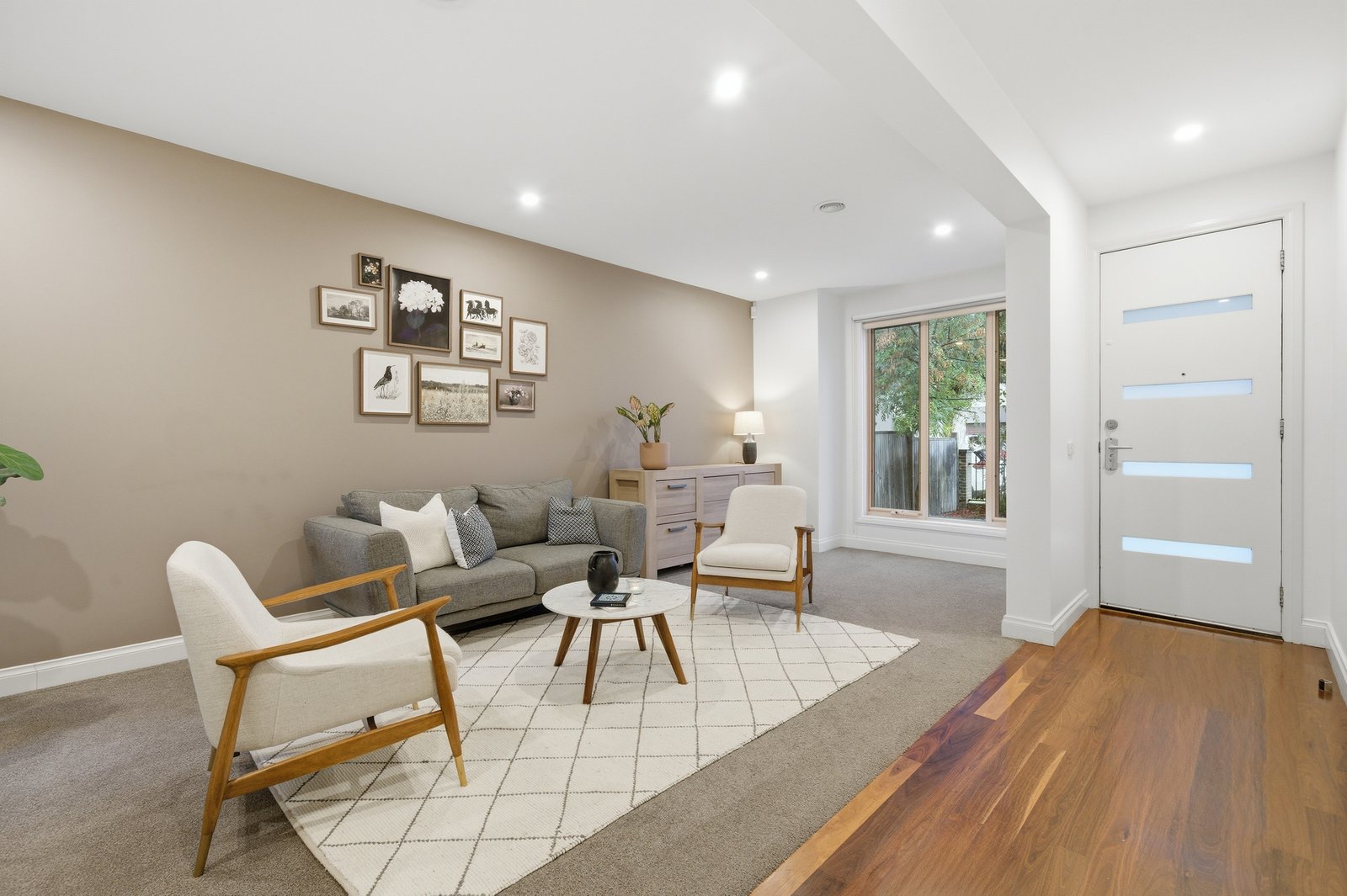 Gallery: 4A Roselyn Crescent