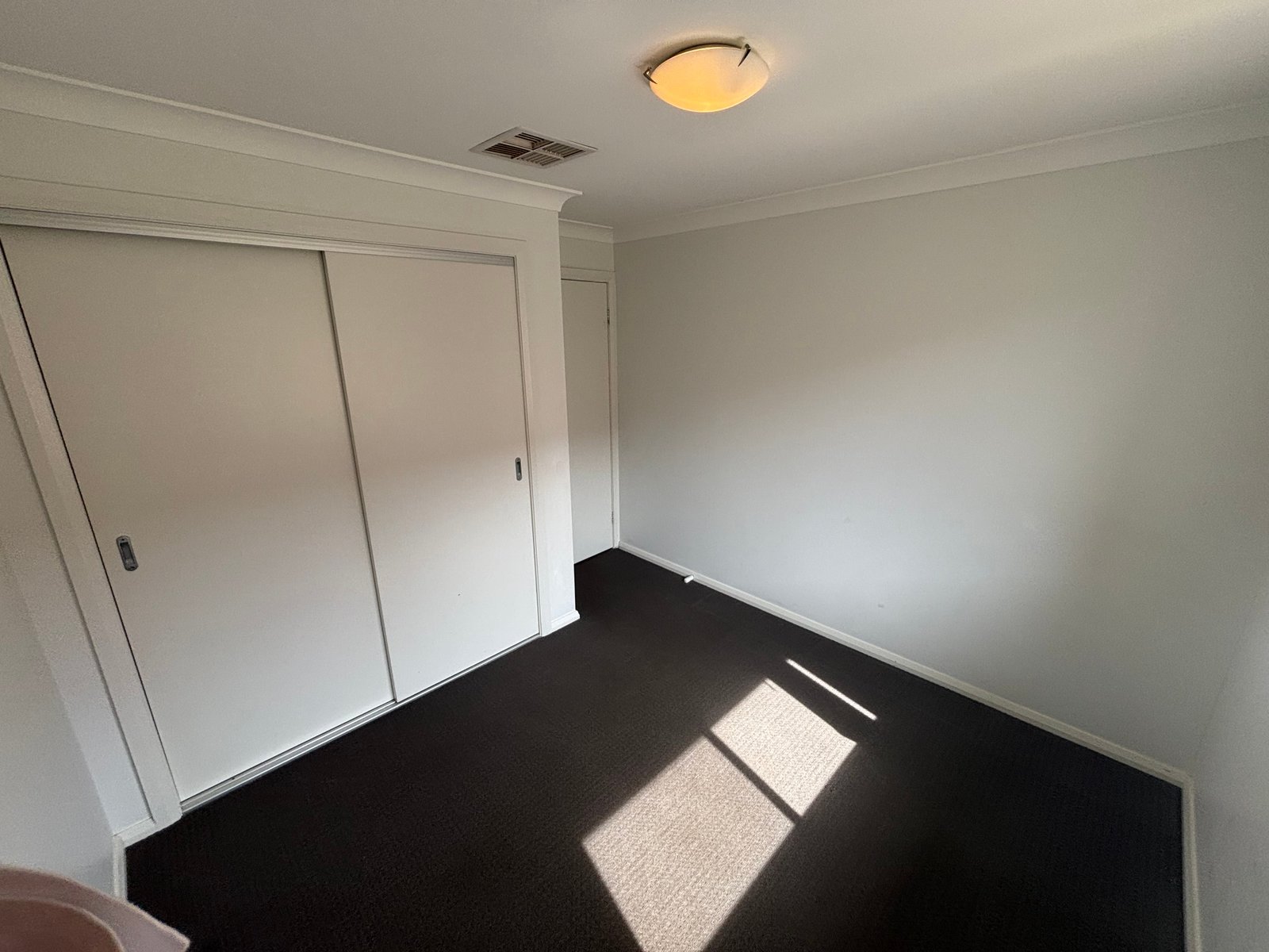 4a Tulipwood Crescent TAMWORTH 10