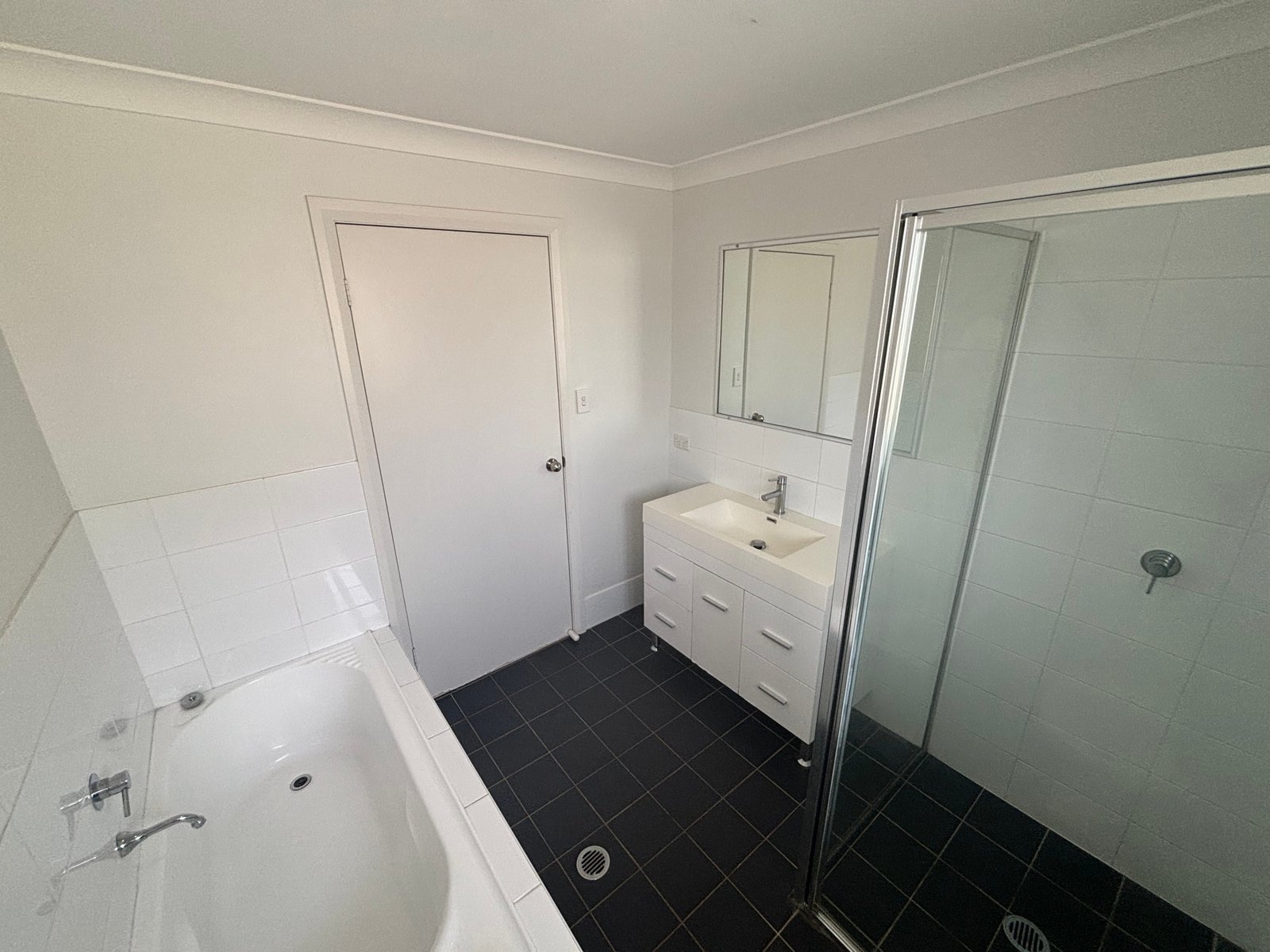 4a Tulipwood Crescent TAMWORTH 12