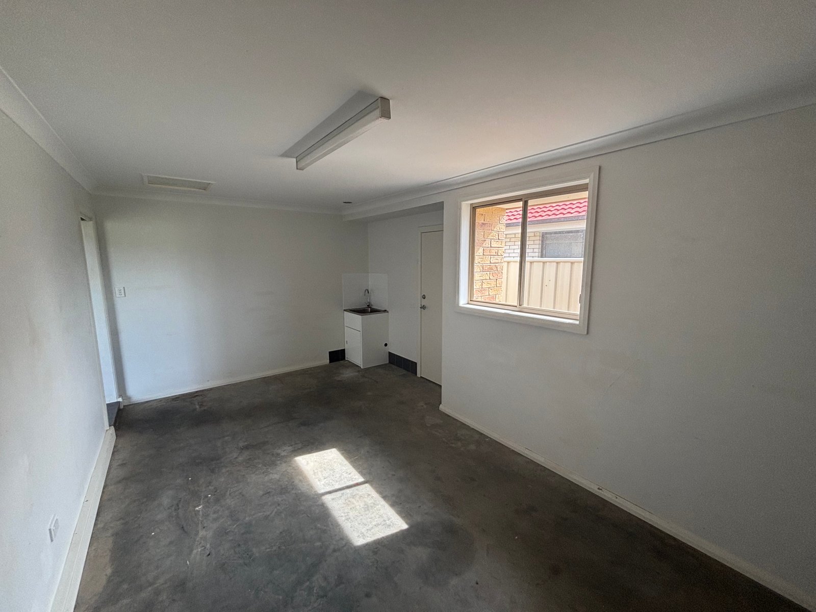 4a Tulipwood Crescent TAMWORTH 16