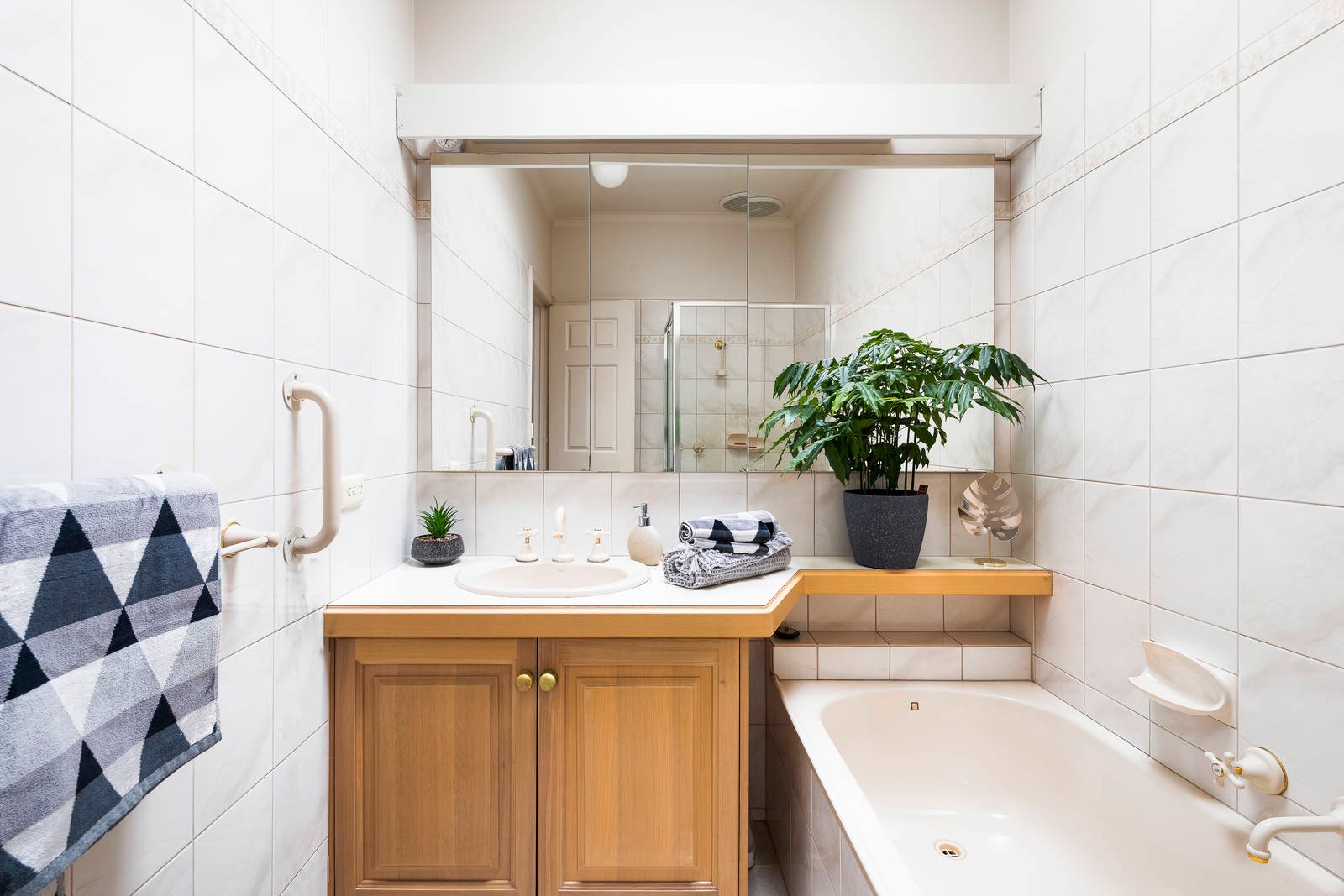 Real Estate and Property in 4A Union Street, Kew, VIC