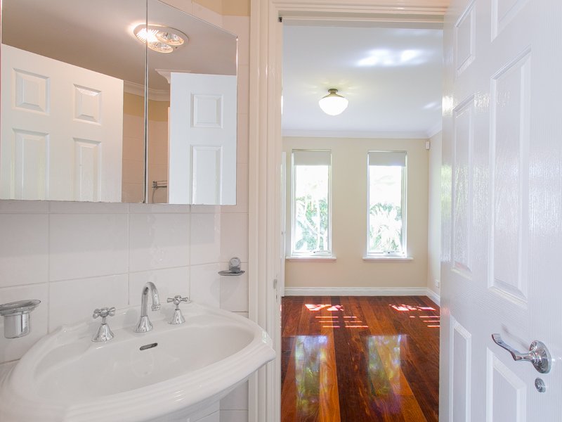 4a Widdicombe Street MYAREE 10