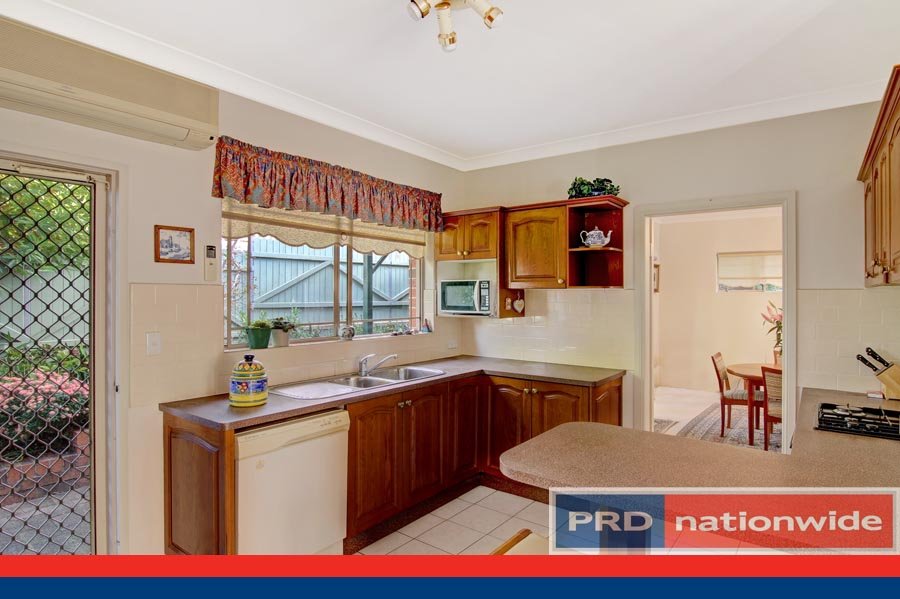 4a Wonoona Parade OATLEY 2