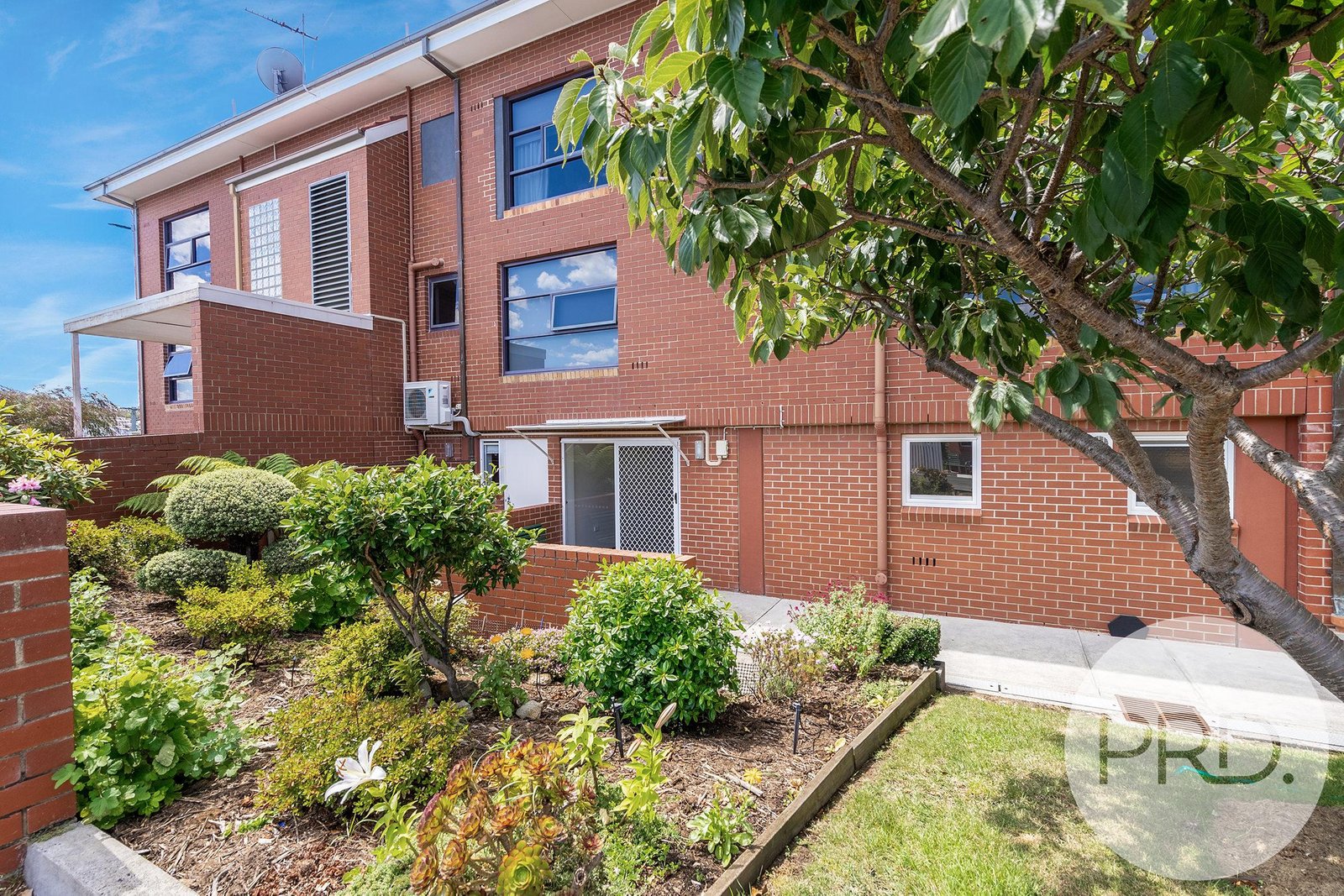 4a/7 Ballawinnie Road LINDISFARNE 2