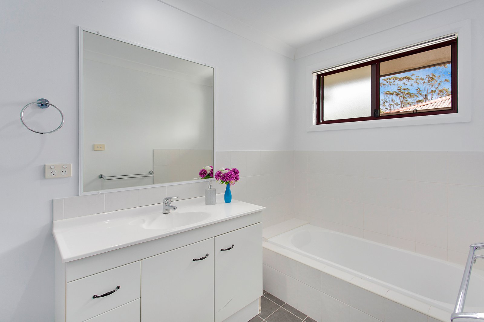 4B Albert Street KENDALL 13