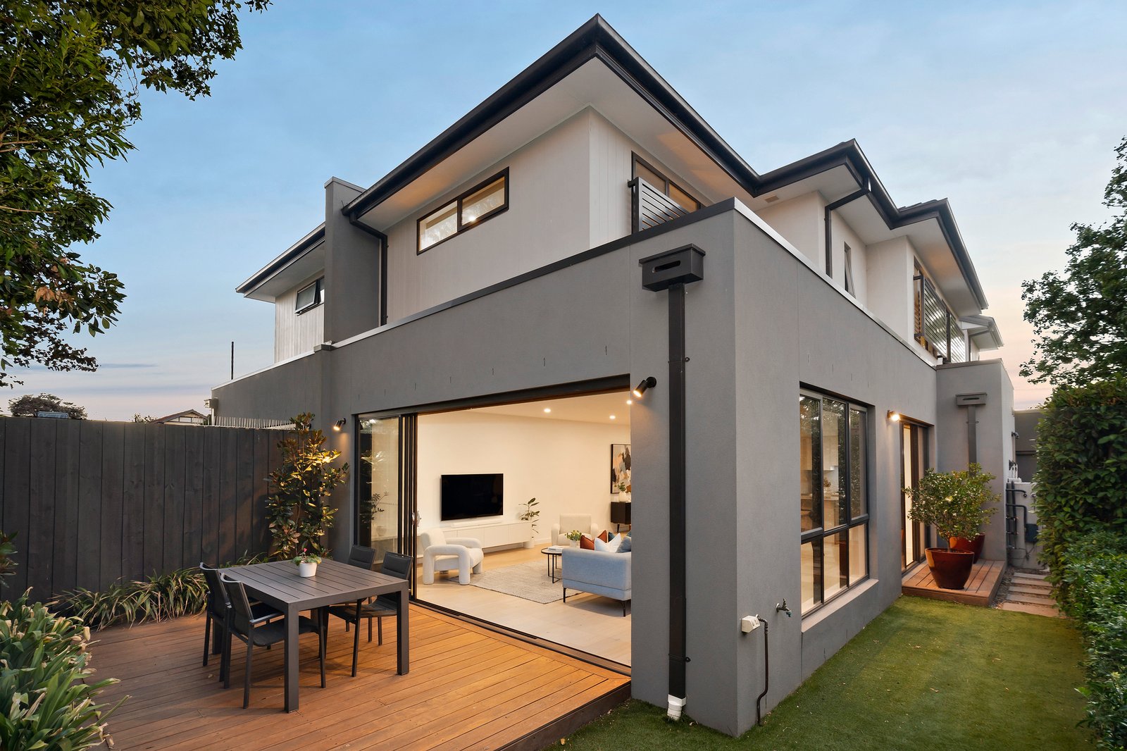 Gallery: 4B Howard Avenue