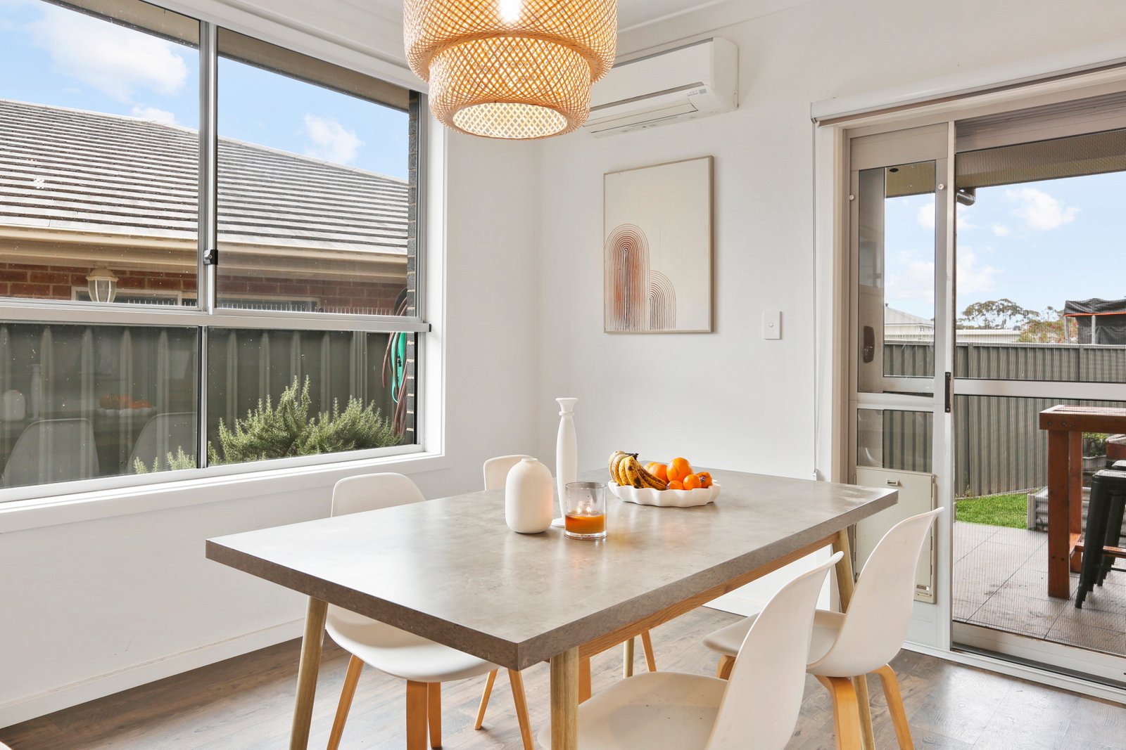 4b Kestrel Avenue HORSLEY 4