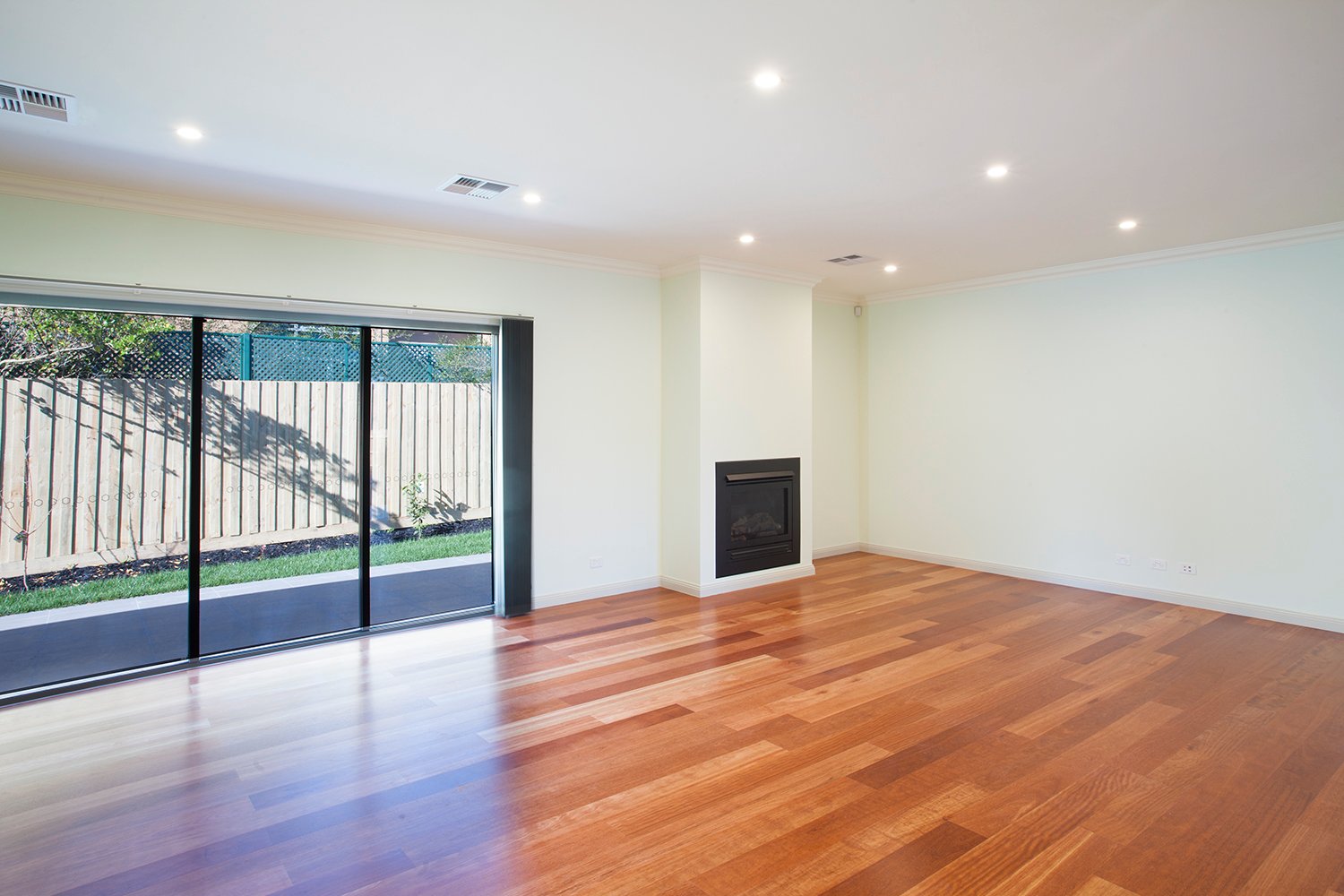 Gallery: 4b Loch Court